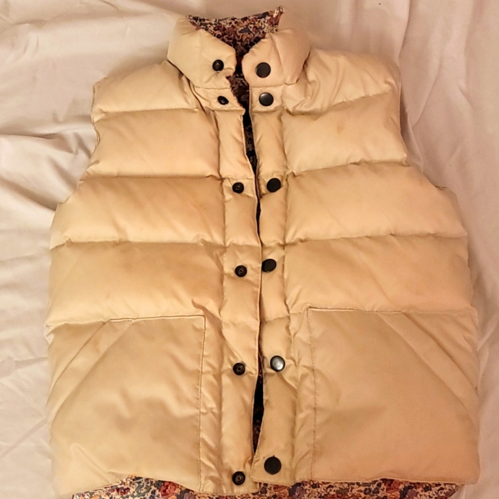 Reversible vest